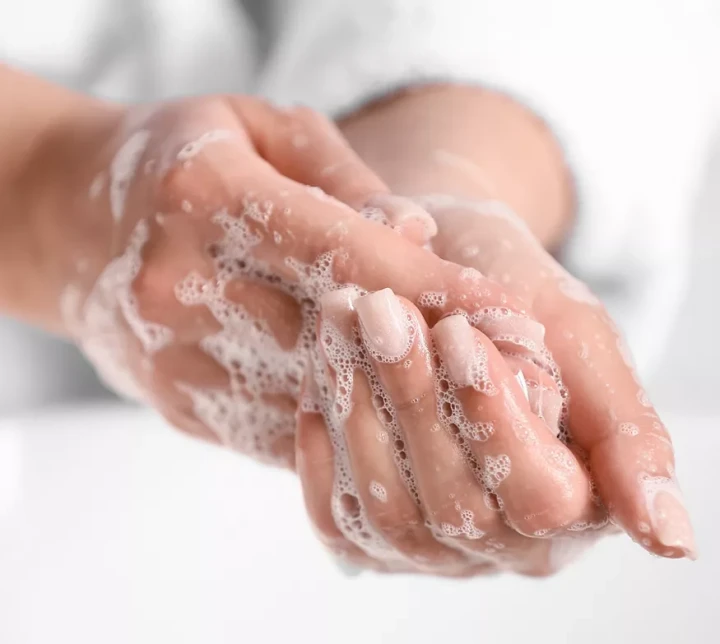 li-woman-hand-wash-soap.webp